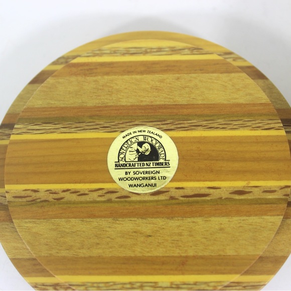 Vintage Carved Exotic Wood Box with Lid Handmade in New Zealand Stash trinket - Picture 10 of 10